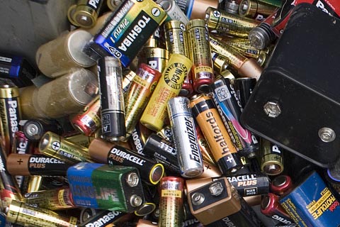 文山壮族瓦尔塔旧电瓶回收|回收手机电池价格
